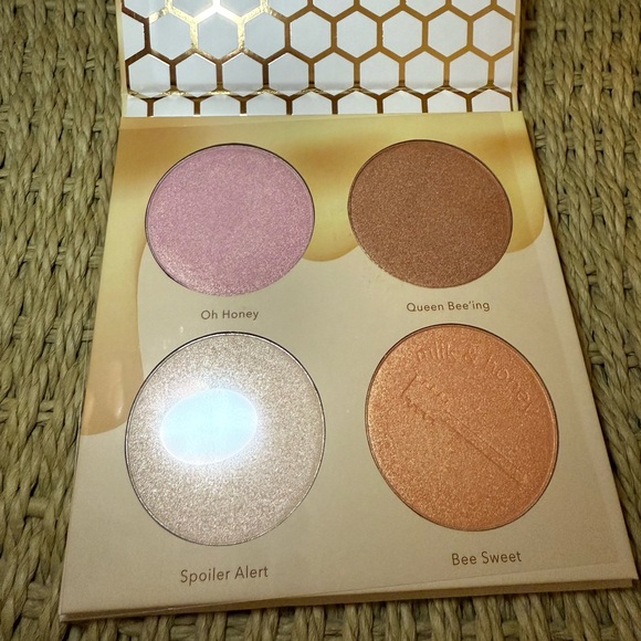 Beauty Bakerie Other - Milk & Honey Highlighter Palette